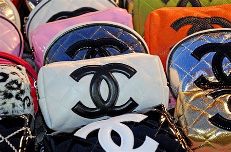 where to find fake bags in dubai|karama market dubai bags.